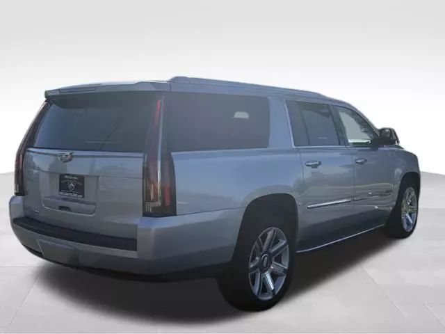 2016 Cadillac Escalade ESV Luxury Collection