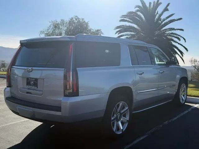 2016 Cadillac Escalade ESV Luxury Collection