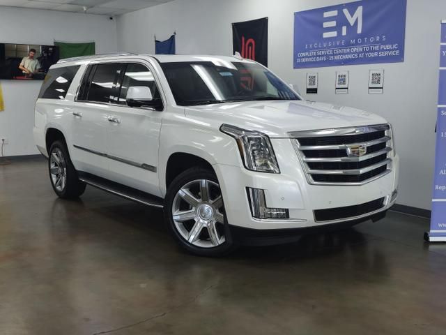 2016 Cadillac Escalade ESV Luxury Collection