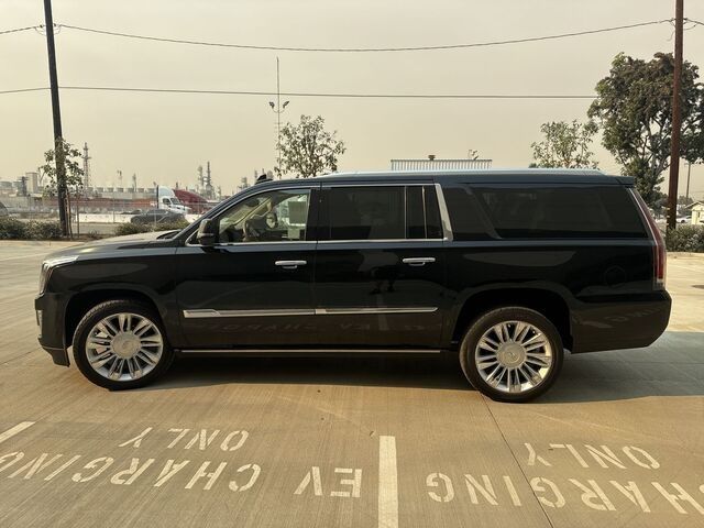 2016 Cadillac Escalade ESV Platinum