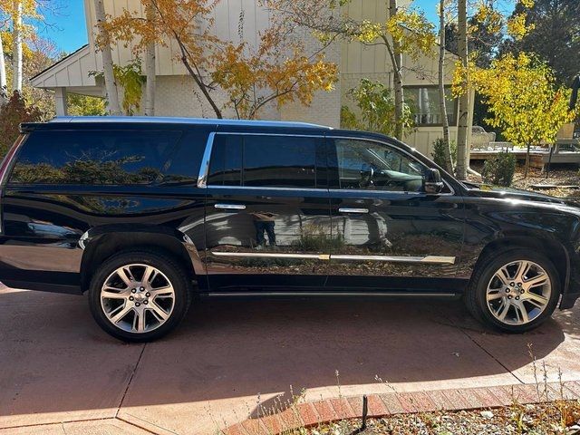 2016 Cadillac Escalade ESV Premium Collection