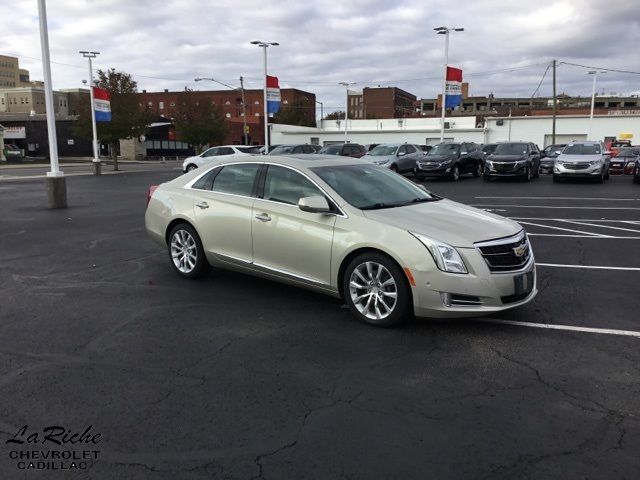 2016 Cadillac XTS Luxury Collection