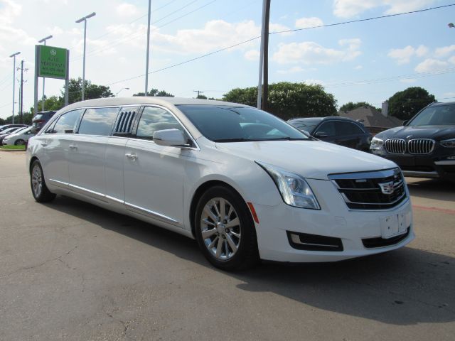 2016 Cadillac XTS Limousine