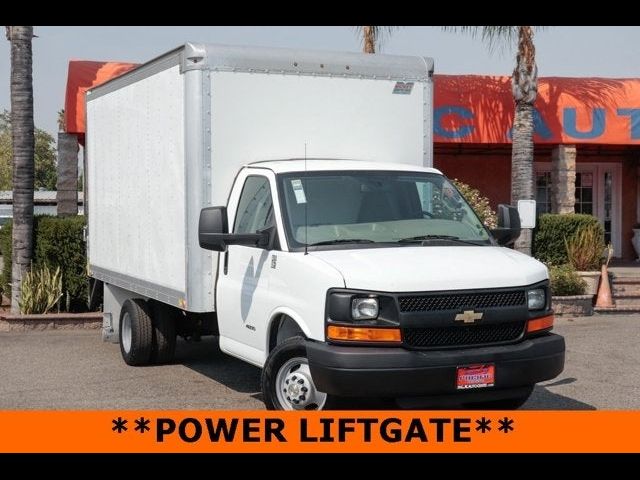 2016 Chevrolet Express Base