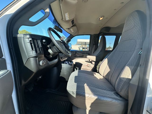 2016 Chevrolet Express LT