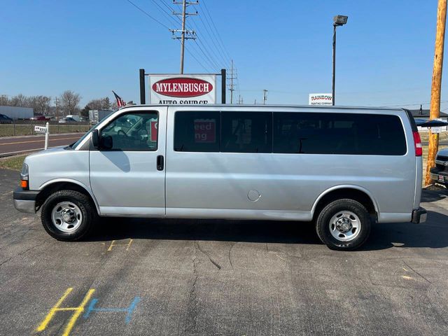 2016 Chevrolet Express LT