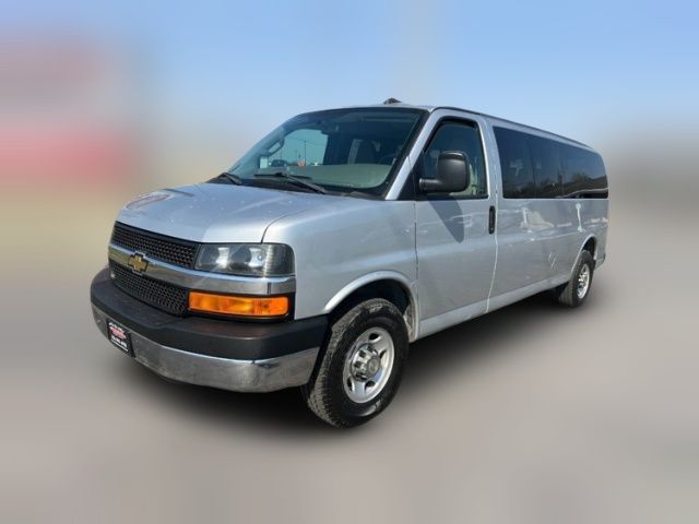 2016 Chevrolet Express LT