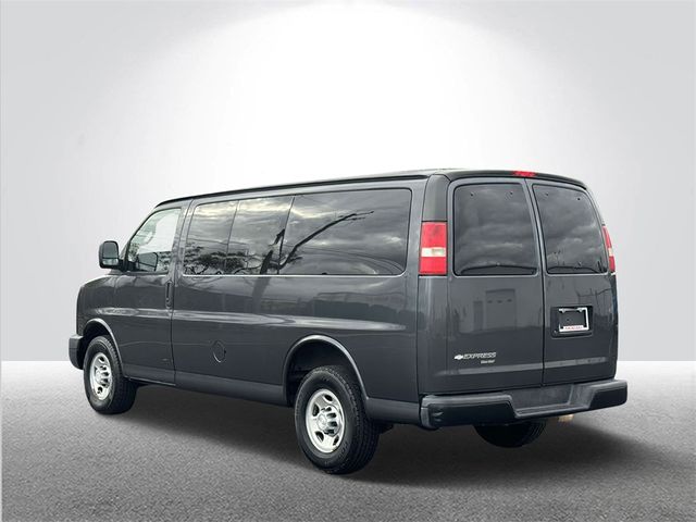 2016 Chevrolet Express LS