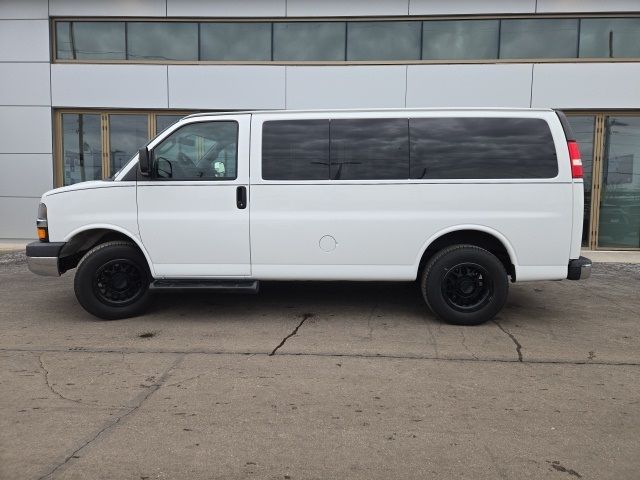 2016 Chevrolet Express LT