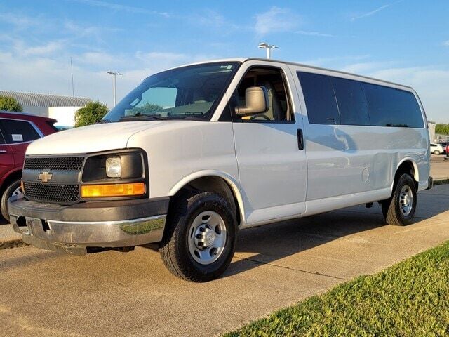 2016 Chevrolet Express Paratransit