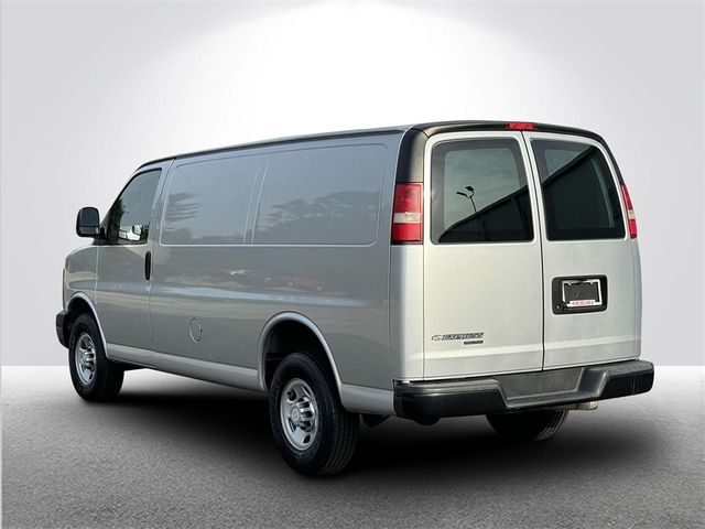 2016 Chevrolet Express Base