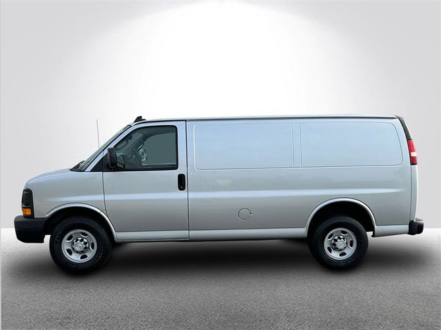 2016 Chevrolet Express Base