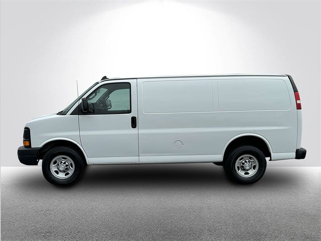 2016 Chevrolet Express Base