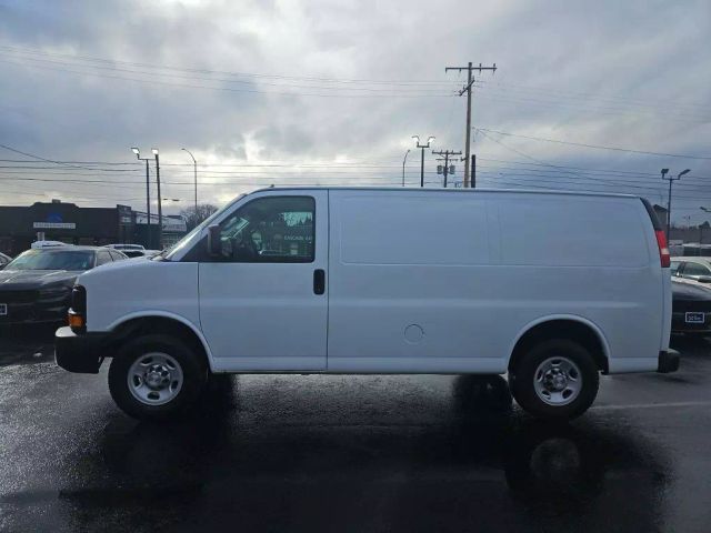 2016 Chevrolet Express Base