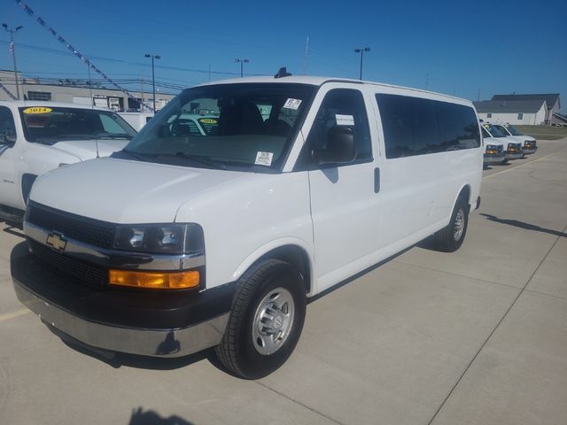 2016 Chevrolet Express LS