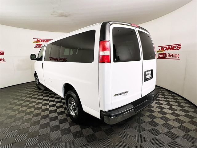 2016 Chevrolet Express LT