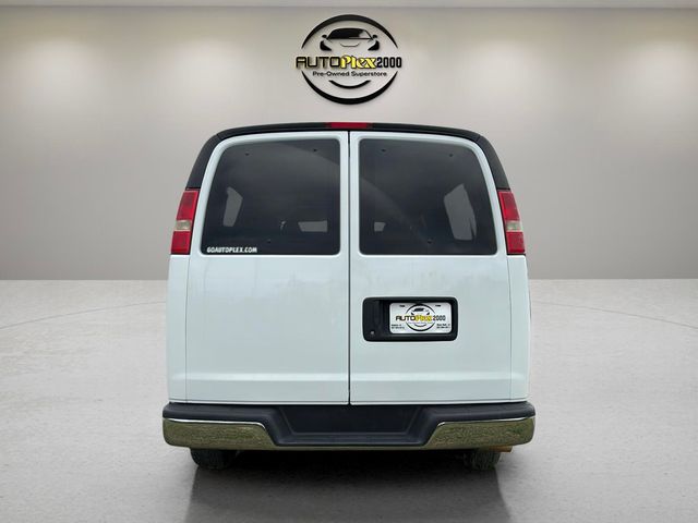 2016 Chevrolet Express LT