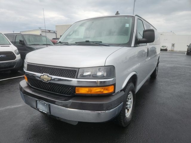 2016 Chevrolet Express LT