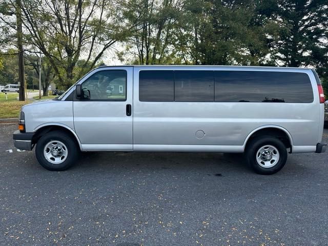 2016 Chevrolet Express LT