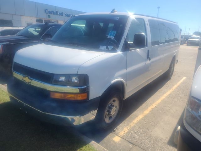 2016 Chevrolet Express LT