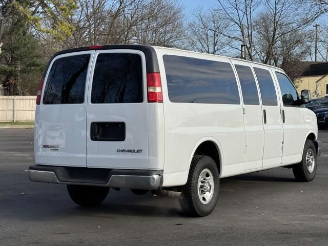 2016 Chevrolet Express LT