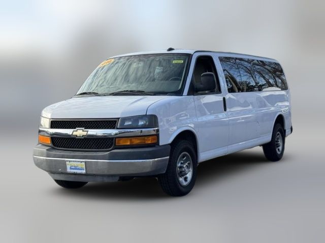 2016 Chevrolet Express LT