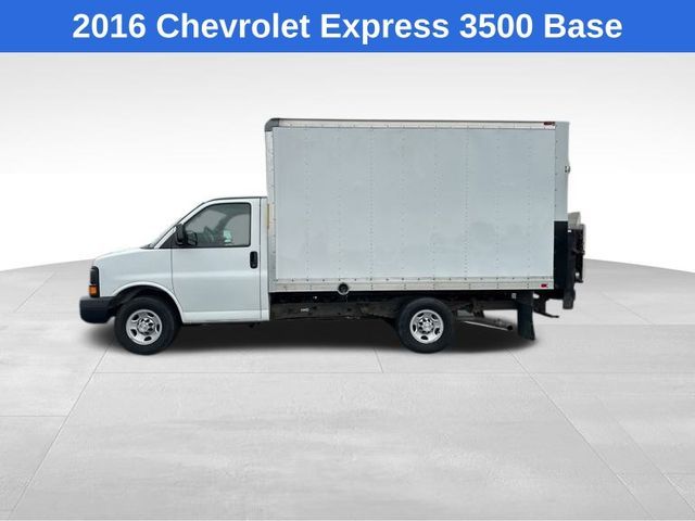 2016 Chevrolet Express Base