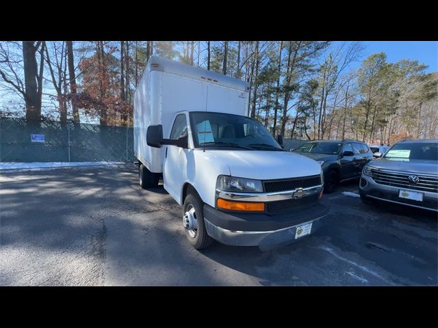 2016 Chevrolet Express Base