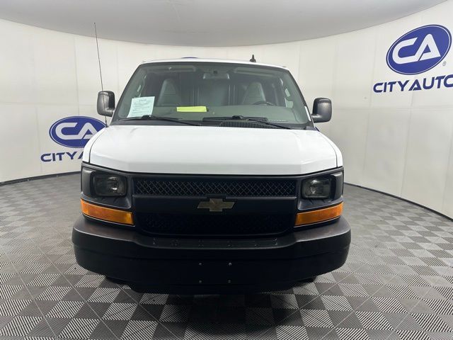 2016 Chevrolet Express Base