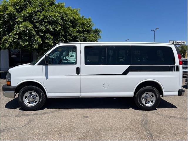 2016 Chevrolet Express LT