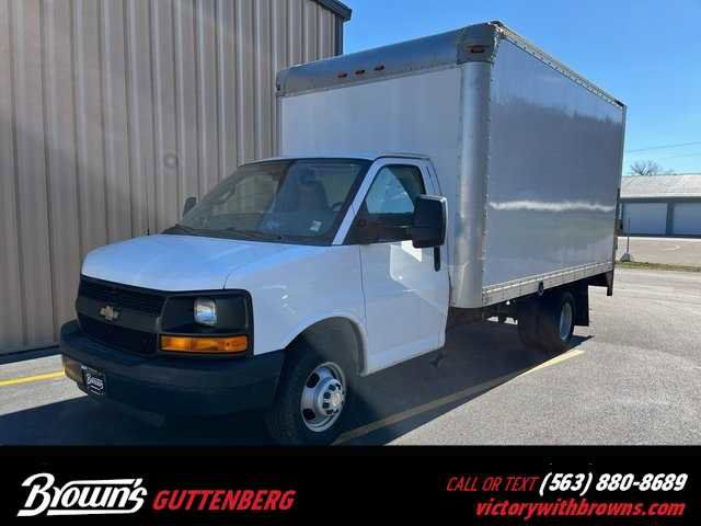 2016 Chevrolet Express Base