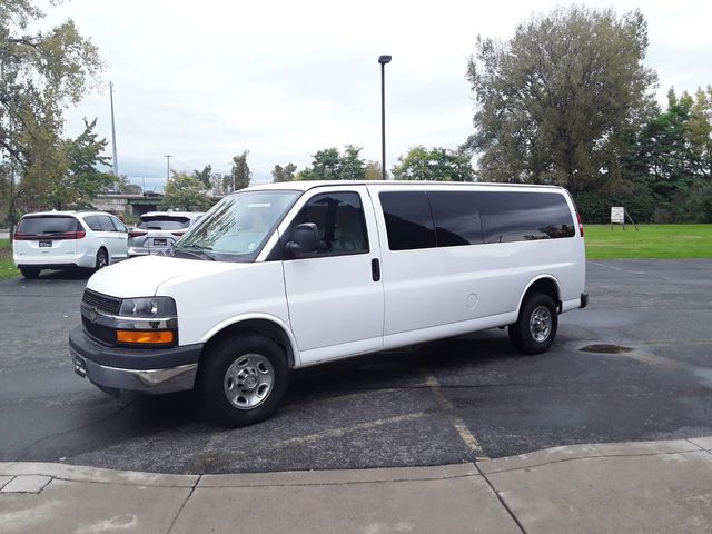 2016 Chevrolet Express LT