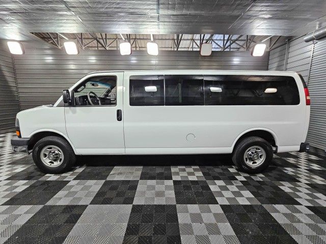 2016 Chevrolet Express LT