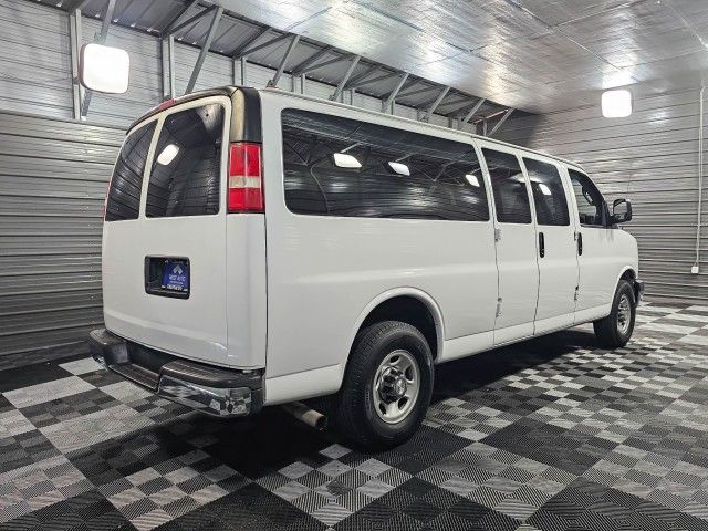 2016 Chevrolet Express LT