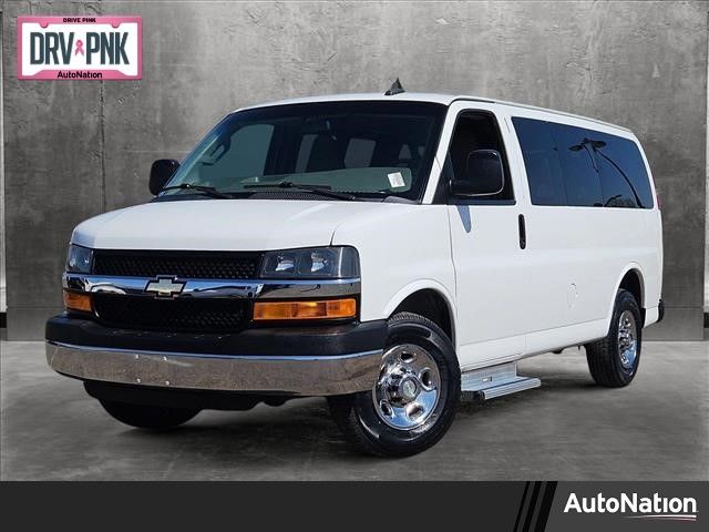 2016 Chevrolet Express LT