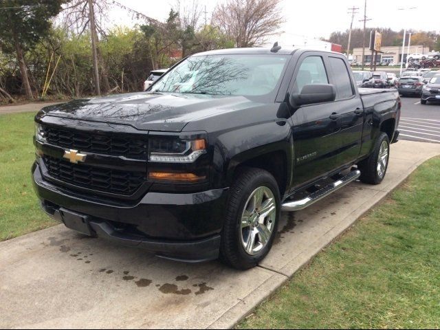 2016 Chevrolet Silverado 1500 Custom