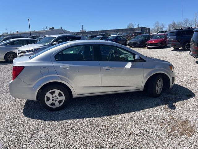 2016 Chevrolet Sonic LS