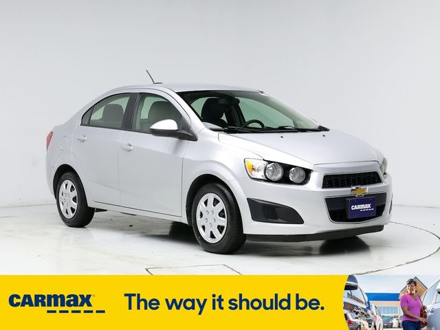 2016 Chevrolet Sonic LS