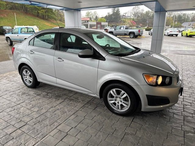 2016 Chevrolet Sonic LT