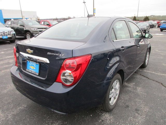 2016 Chevrolet Sonic LT