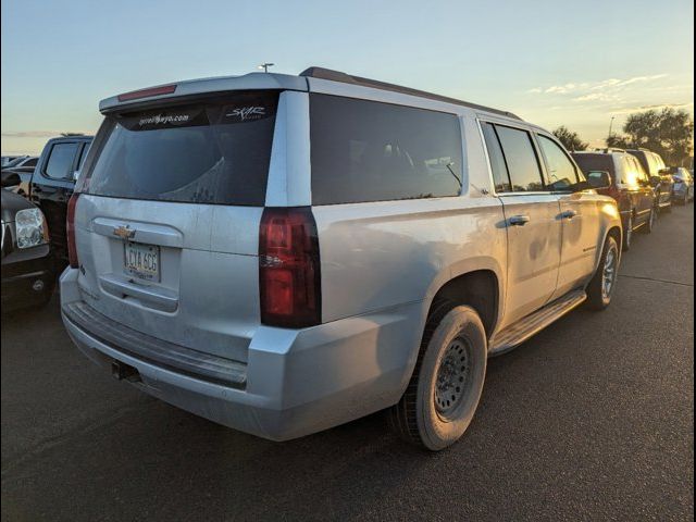 2016 Chevrolet Suburban LS