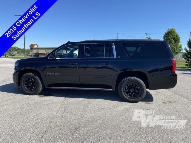 2016 Chevrolet Suburban LS