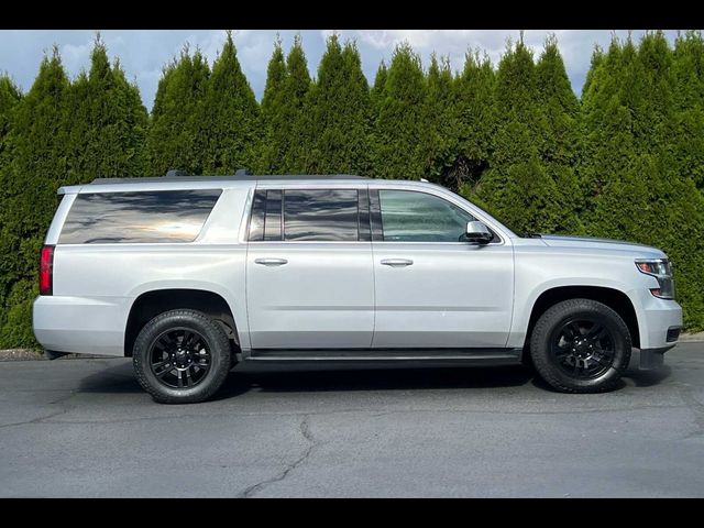 2016 Chevrolet Suburban LT