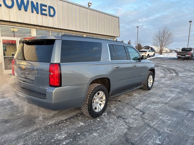 2016 Chevrolet Suburban LT