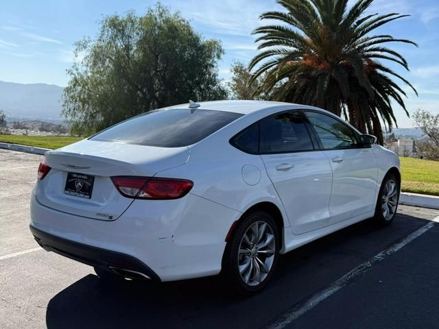 2016 Chrysler 200 S