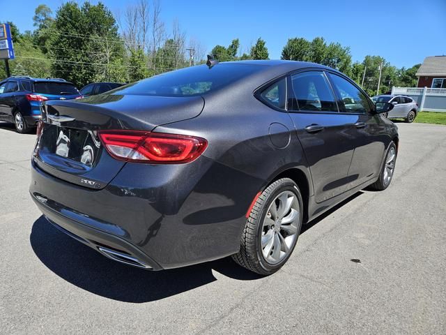 2016 Chrysler 200 S