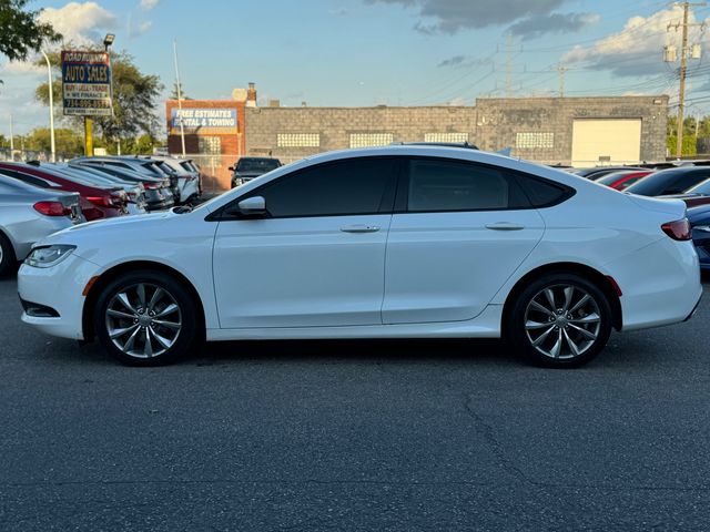 2016 Chrysler 200 S