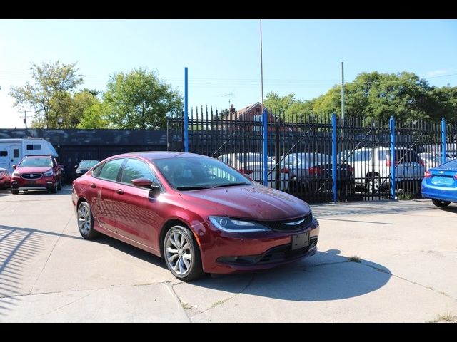 2016 Chrysler 200 S