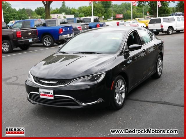 2016 Chrysler 200 Limited