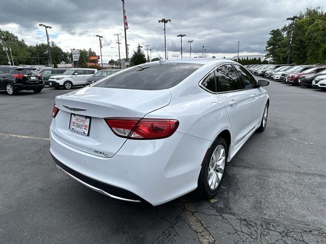 2016 Chrysler 200 C